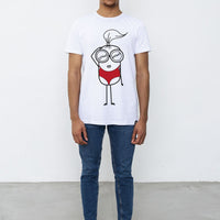 Mann mit weißem Quipster Maliboo T-Shirt